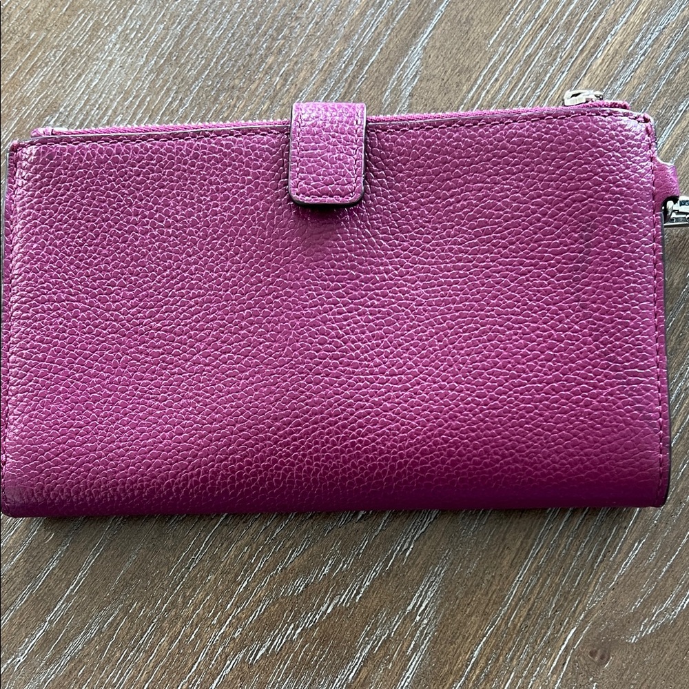 Michael Kors Pebbled Leather Wristlet in Magenta Pink - Picture 4 of 4